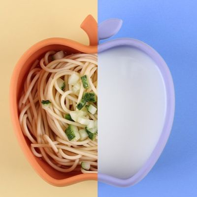 Voedingsmiddelen Silicone baby zuigbeker Voedingsbeker Appelvormige siliconen zuigbeker tafelgerei Veilig en geurloos